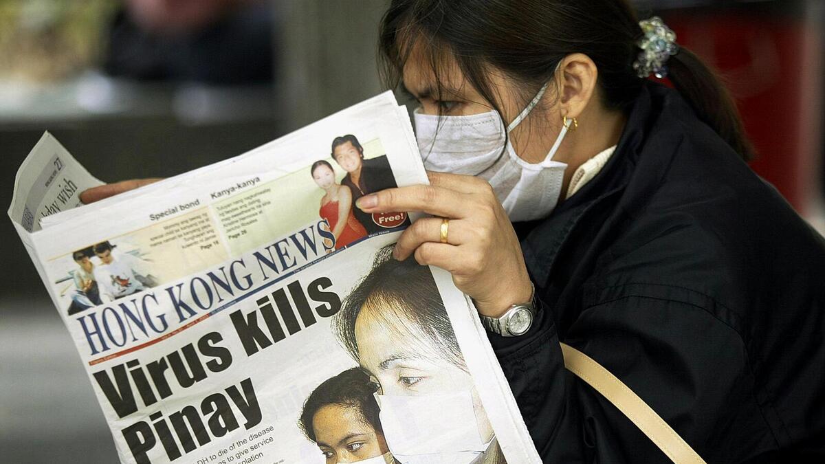 سارس: أو ما يسمى بمتلازمة الالتهاب التنفّسي الحاد الذي بدأ كذلك في الصين وحصد نحو 800 شخص حول العالم عامي 2002 و2003، وسط تنديدات بالحكومة الصينية لمحاولتها التعتيم على انتشار الوباء.