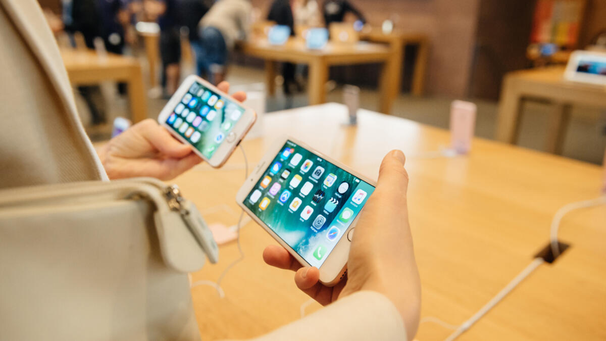 2. أحدث أنواع الهواتف الذكية