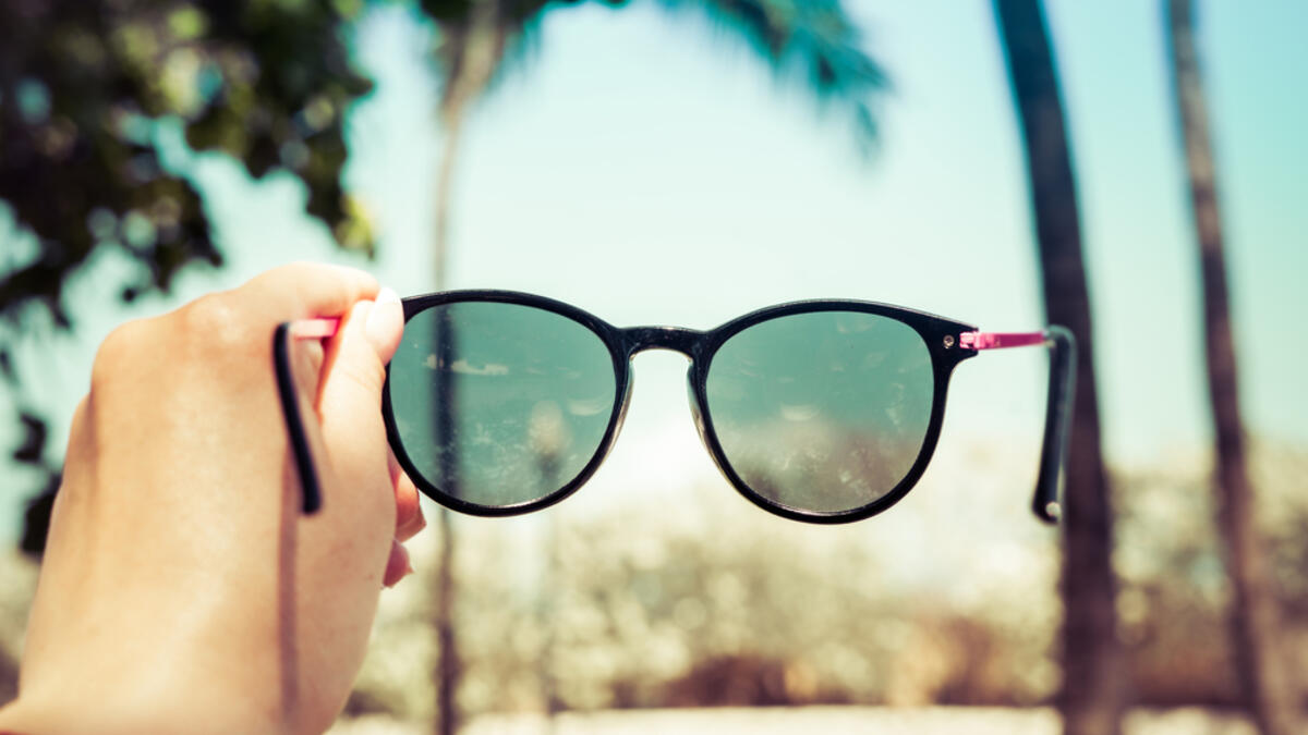 5. النظارات الشمسية