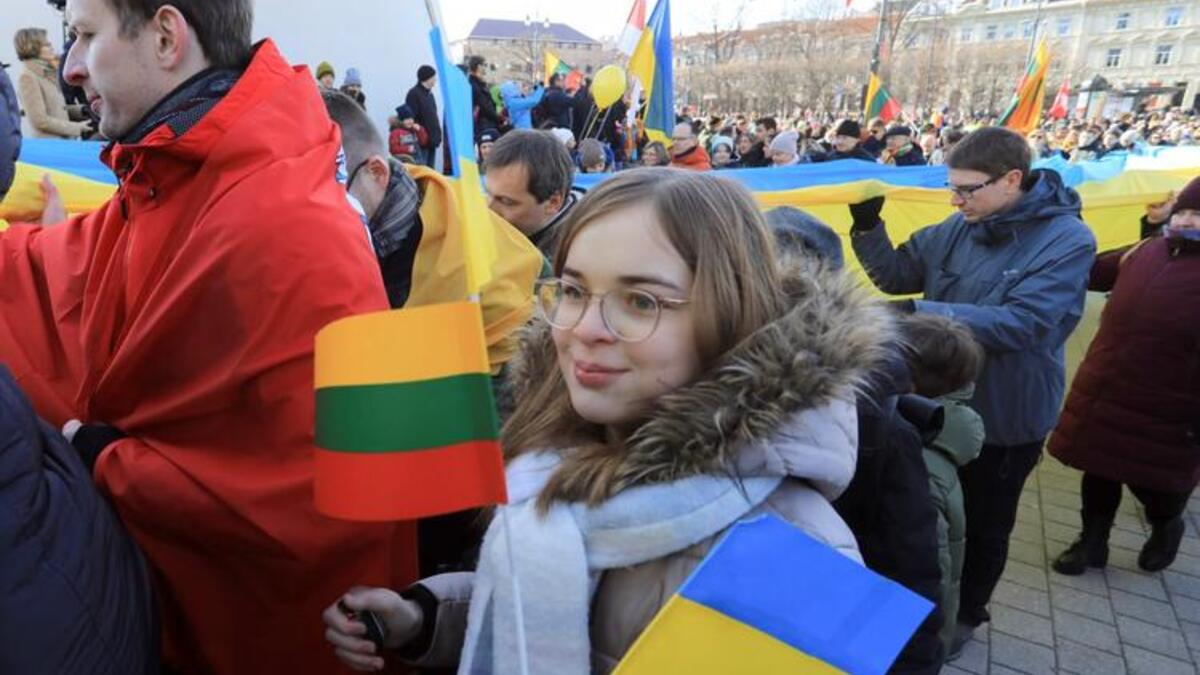 Protesters Around the World Rally for Ukraine