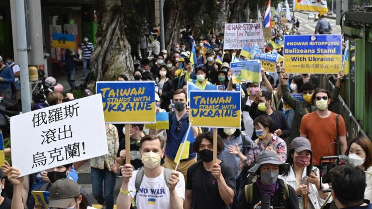 Protesters Around the World Rally for Ukraine