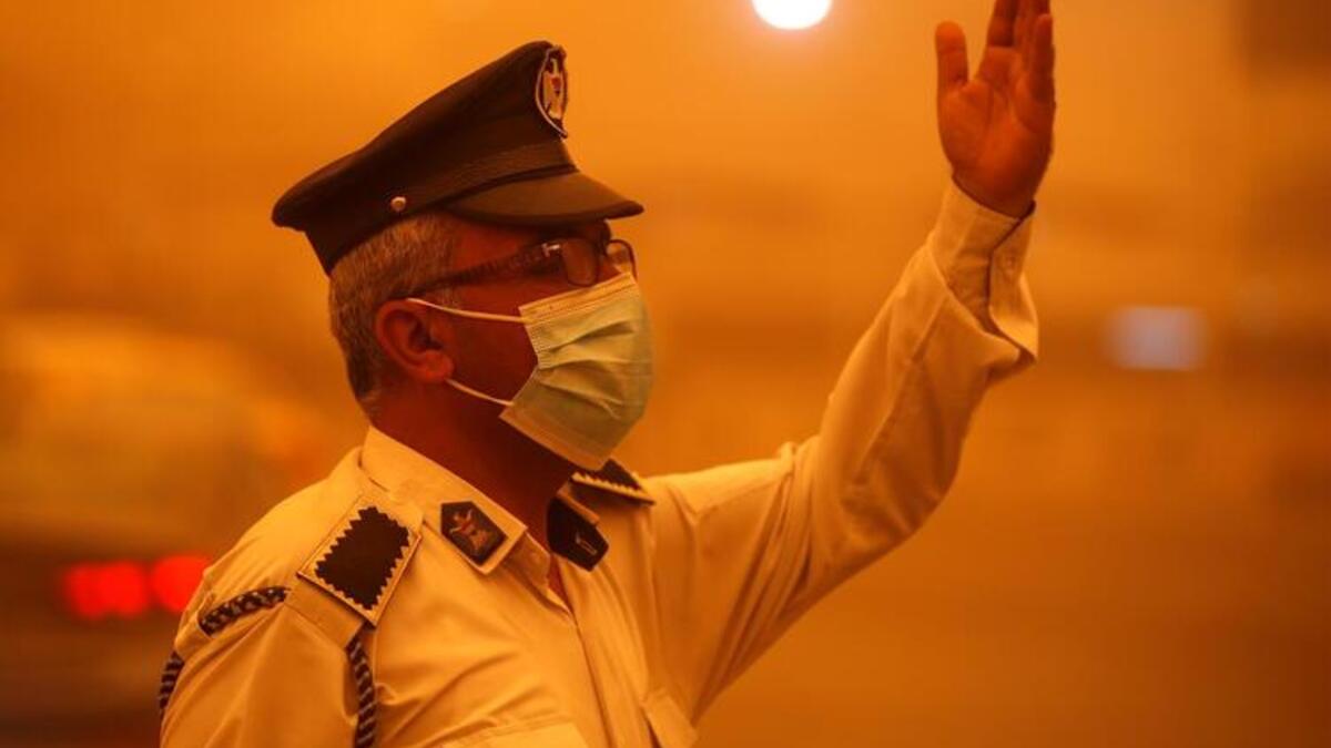 Severe Sandstorms Suffocate Iraq
