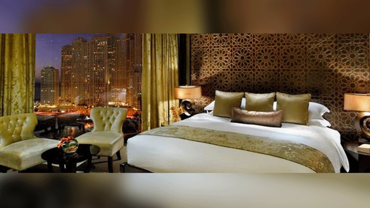 9. فندق العنوان مارينا دبي (الإمارات): يتصل هذا الفندق الراقي بدبي مارينا مول ، على بعد 11 دقيقة سيراً على الأقدام من محطة ترام دبي مارينا مول.