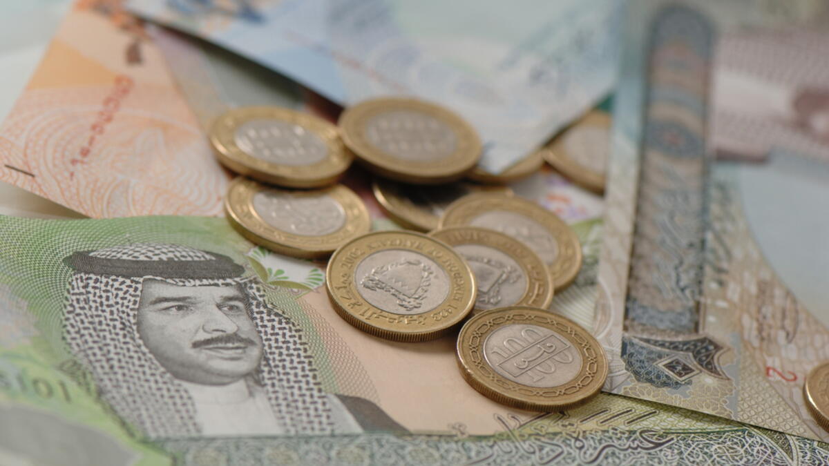 2. البحرين: على الرغم من احتلال البحرين المرتبة الثانية في المنطقة، إلا أن هناك فجوة كبيرة بين تصنيفها العالمي والتصنيف العالمي لدولة الإمارات العربية المتحدة حيث احتلت البحرين المرتبة 66 عالمياً.