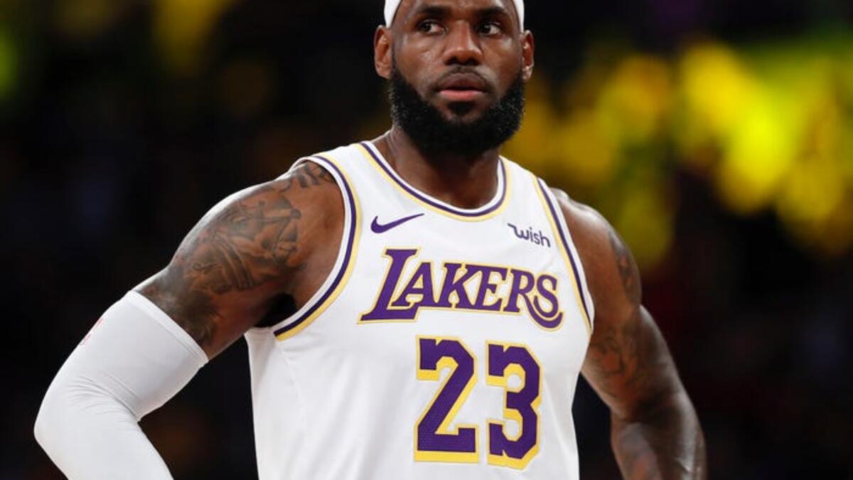 لاعب كرة السلة الأميركي لوبرون جيمس