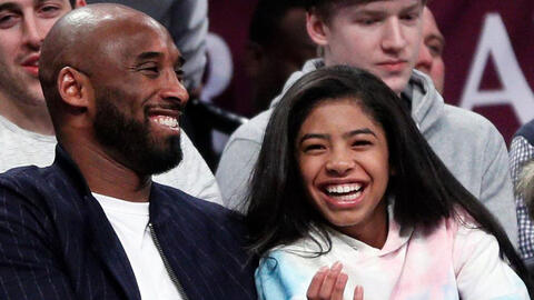 Many Stars Mourn The Death of NBA Star Kobe Bryant And His Daughter