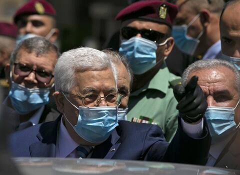 Palestinian Abbas Meets Jordan's Safadi Amidst Tensions Over Israeli Annexation 