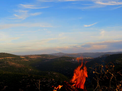 Jordan: Over 600 Forest Fires in Ajloun 