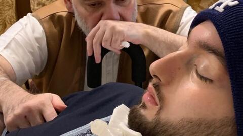 Watch the Saudi Sleeping Prince Head, Shoulder and Hand  Gestures During his 15 Years in Coma
