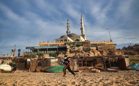 Israel: Only Palestinians With The Covid Vaccine Can Pray at Al-Aqsa Mosque