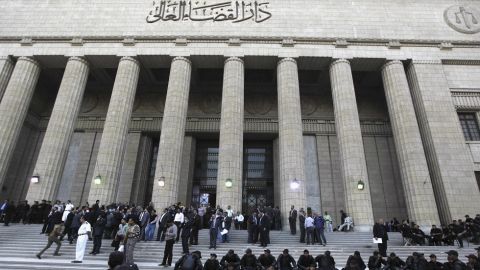 مصر.. إحالة قريبة زوجة الرئيس الراحل حسني مبارك إلى محكمة الجنايات