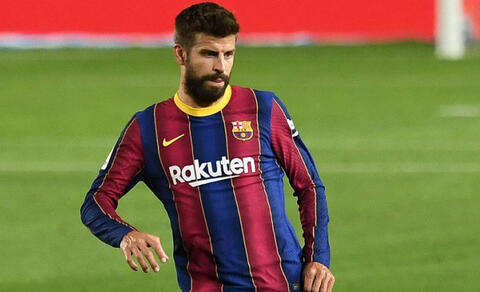 بيكيه ينقلب على برشلونة