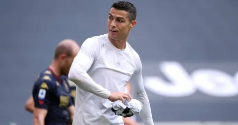 رونالدو غاضب بسبب رفض ريال مدريد عودته