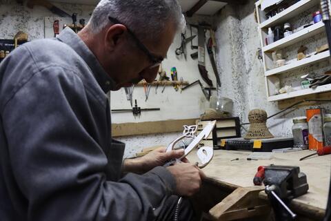 How Do You Make Art Out of Tiles The Turkish Way?