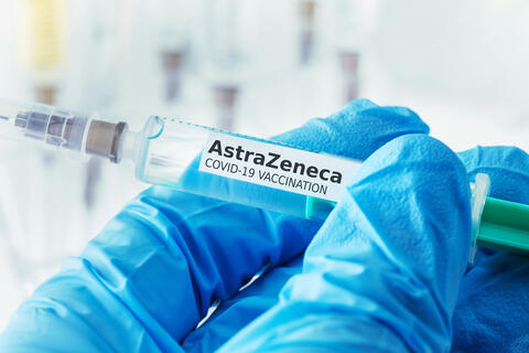 Here's Why AstraZeneca Vaccine May Cause Blood Clots!