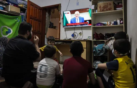 Hamas Blasts The Delaying of Palestinian Elections