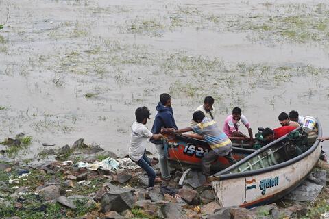 India: 37 People Killed in Cyclone Tauktae