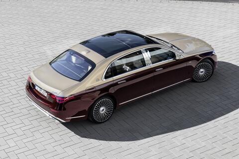 الكشف عن مرسيدس مايباخ S680 بمحرك V12 وقوة 621 حصان