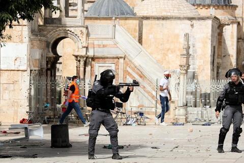 Israeli Forces Resume Attacks on Palestinians at al-Aqsa Mosque