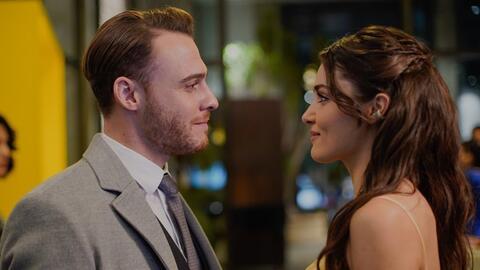 Kerem Bürsin and Hande Erçel Break Their Silence On Palestine.. Pictures