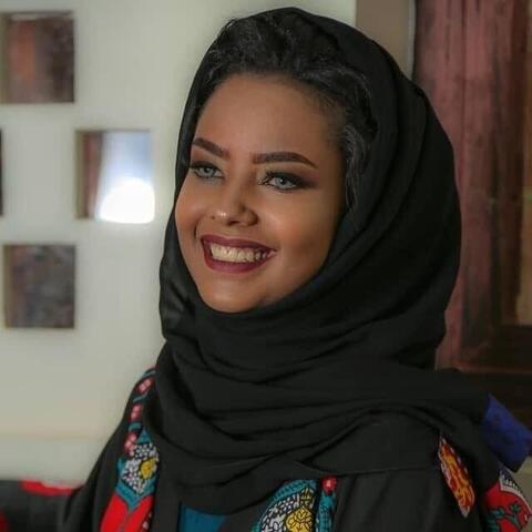 الحوثيون يقررون إخضاع العارضة انتصار الحمادي لفحص عذرية