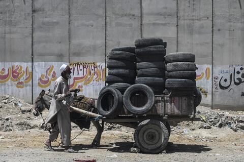 Bomb Attack Targets Afghan Defense Minister in Kabul