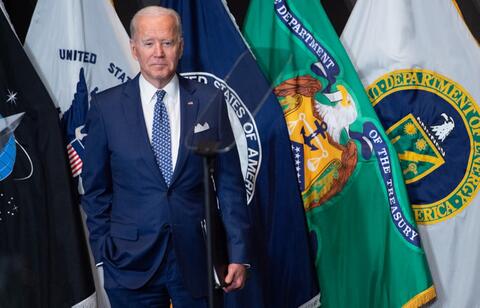 America Can Beat Covid But You Have to Get Jabbed First - Joe Biden
