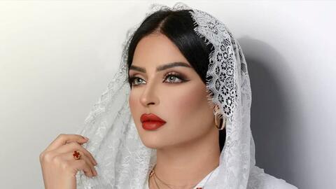 ملكة كابلي وفضيحة ظهور مؤخرتها في شوارع دولة أجنبية!