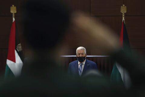 Palestinian President, Israeli Defense Minister Meet in Ramallah