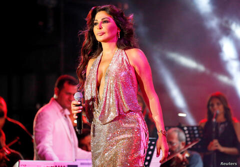 إليسا تفعلها مُجدداً وتظهر حبها لـ إسرائيل!