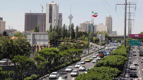 Afghans Outside Pakistan's Embassy in Tehran Shout 'Death to Taliban'  