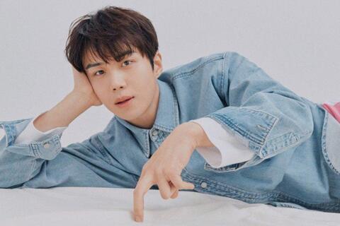 فتاة تفضح النجم الكوري كيم سونهو.. أجبرها على الإجهاض وممارسة الجنس وهي حامل!