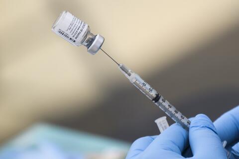 Pentagon: Civil Employees Must Get Full Vaccine Shots by Nov. 22