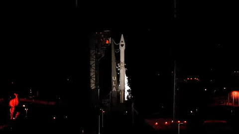 Fix the Toilet: Space X Astronauts Come Down to Earth in Diapers!