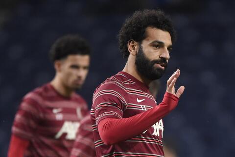 دروغبا يطلب من صلاح ترك ليفربول والعودة إلى تشيلسي