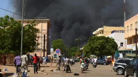 19 قتيلاً بهجوم جهادي في شمال بوركينا فاسو