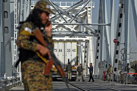 Taliban: 65 ISIS Militants Surrender in Afghanistan