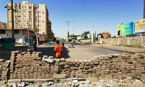Sudan Authorities Arrest 87 Teachers in Sit-in Protest Against Military Coup
