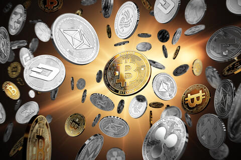 أسعار العملات الرقمية اليوم…انخفاض طفيف يسيطر على السوق 