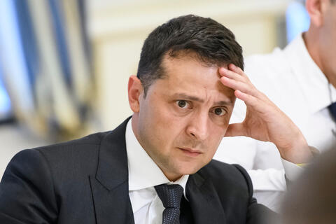 Ukrainian President Calls on EU to Impose Sanctions on Russia