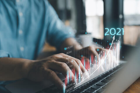 إليك 3 توقعات لأداء سوق العملات الرقمية في 2022