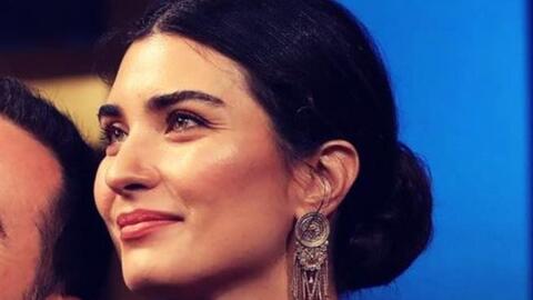 Did Tuba Büyüküstün Undergo Plastic Surgeries? 