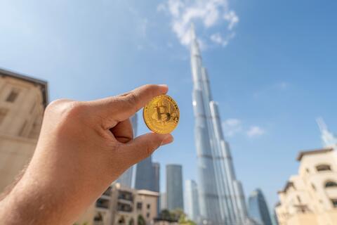 العملات الرقمية في أسبوع: الإمارات تستعد لإصدار رخصة لمقدمي خدمات العملات الرقمية