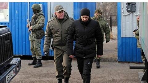 شاهد: تبادل أسرى بين روسيا وأوكرانيا