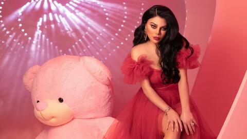 في عيد ميلادها الـ50: إطلالات جريئة للفنانة هيفاء وهبي