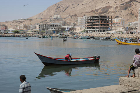 Al-Mahrah and Al-Mukalla Fishermen Banned from Making a Living at their Sea