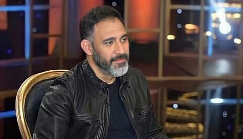 عمرو مصطفى يهاجم عمرو دياب:(هو الفن بقى بلطجة؟!)