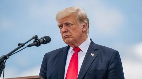 ترامب يعتبر أن بايدن تسبب في التضخم وارتفاع أسعار الغاز في الولايات المتحدة