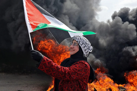 Israeli Soldiers Kill Palestinian Woman Near Hebron's Al Ibrahimi Mosque 