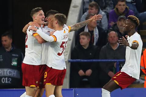 تشكيلة روما المتوقعة أمام ليستر اليوم في الدوري الأوروبي